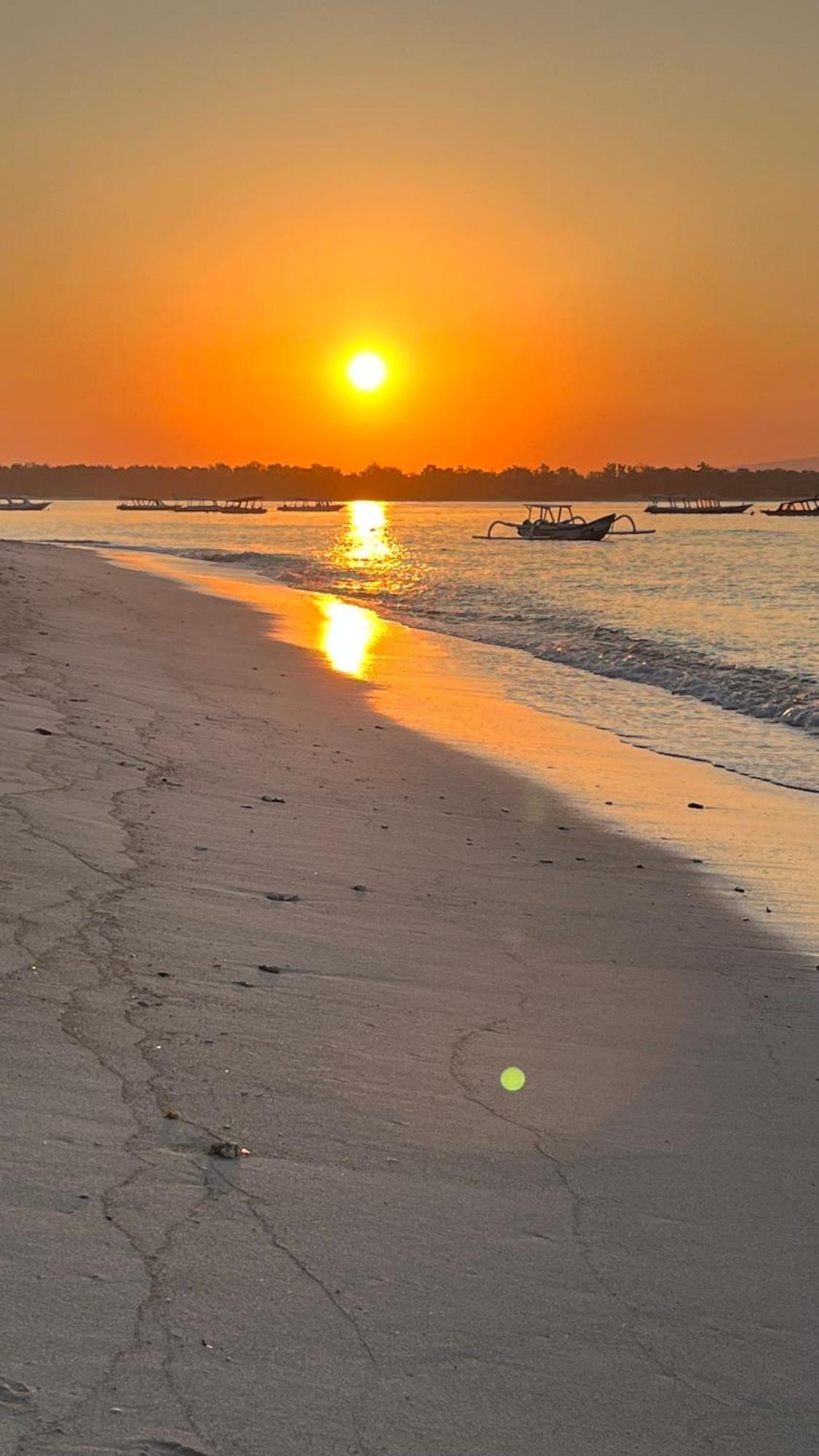 Villa Penyu Gili Trawangan Kültér fotó
